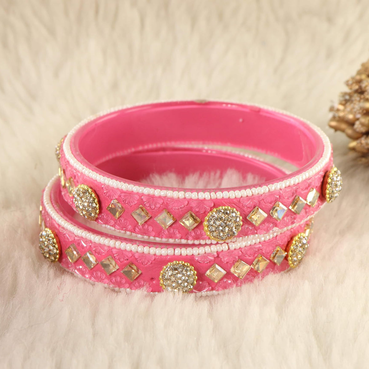 Gajri Floral Embossed Pattern with Square Stone Kada- Set of 2